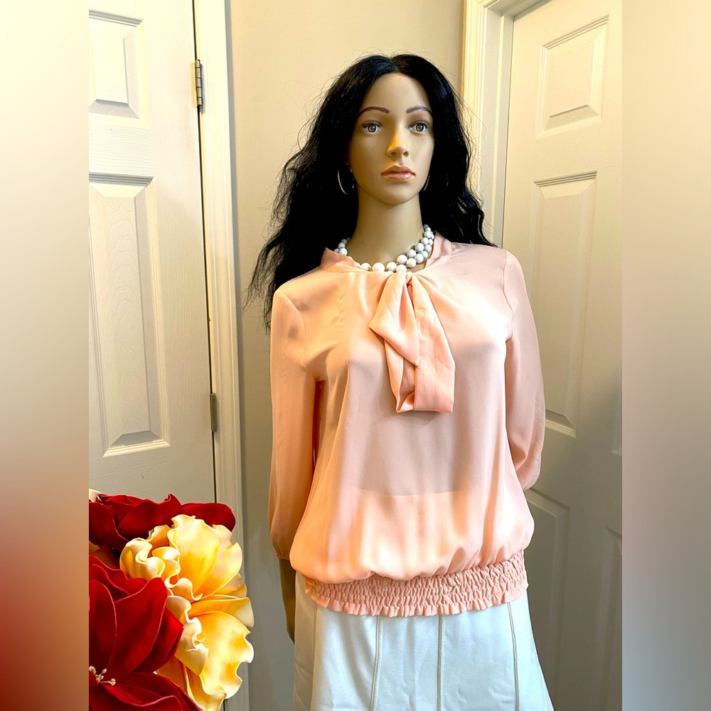 7 Avenues New York & Company, light pink classy top,